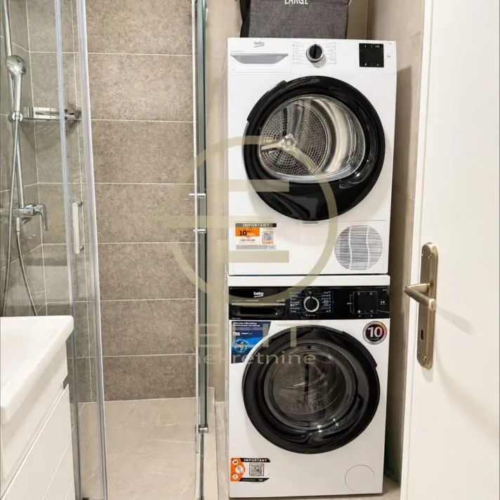 Jednosoban stan za izdavanje, Sajmište, Novi Sad, 39m², 600 €/mes