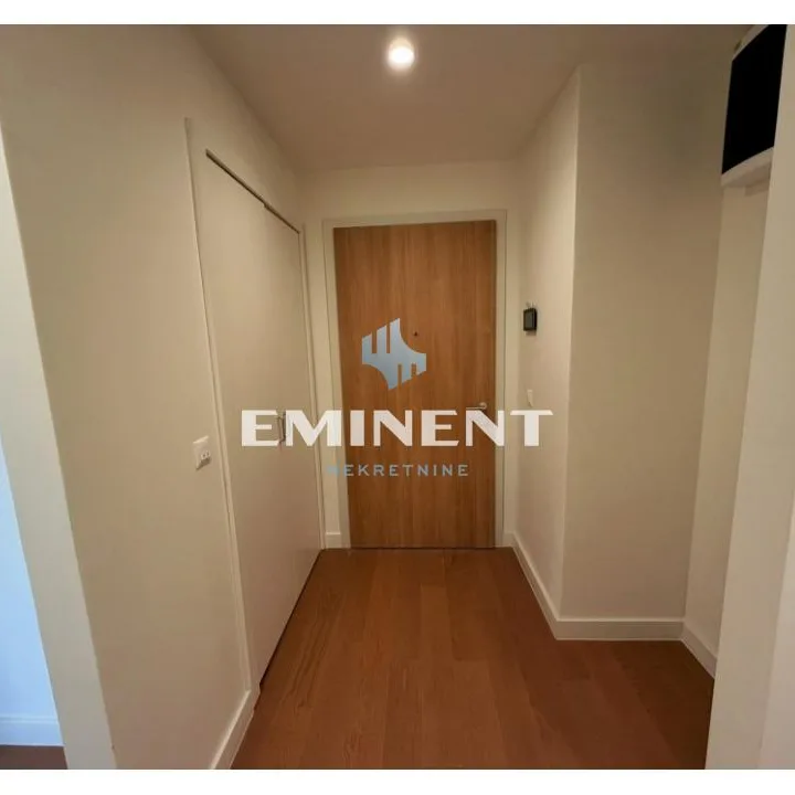 Četvorosoban stan za izdavanje, Beograd na Vodi, Beograd, 111m², 2.500 €/mes