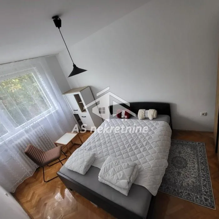 Stan Izdavanje Beograd Banovo Brdo 55 m2