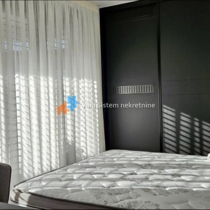 Stan Izdavanje Beograd Blok 64 53 m2