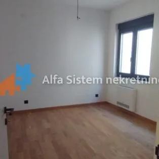 Stan Izdavanje Beograd FON 80 m2