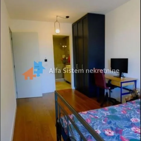 Stan Izdavanje Beograd Lekino Brdo 73 m2