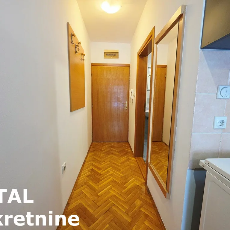 Stan Izdavanje Novi Sad Nova Detelinara 24 m2