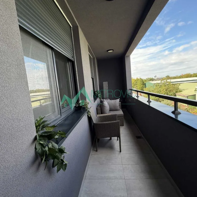 Stan Izdavanje Novi Sad  68 m2