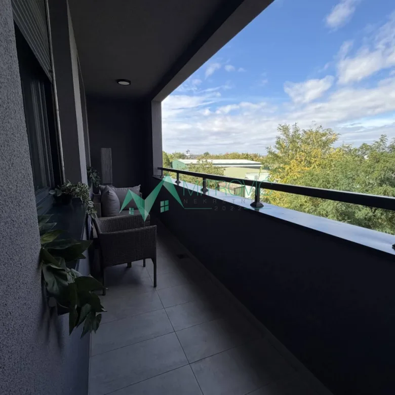 Stan Izdavanje Novi Sad  68 m2