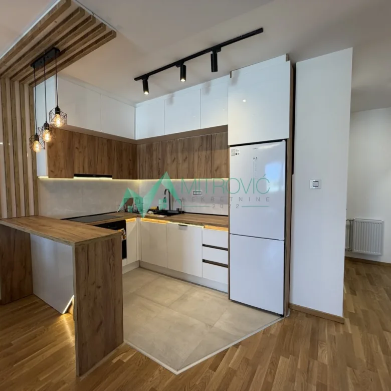 Stan Izdavanje Novi Sad  68 m2