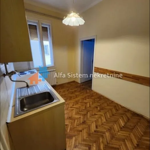 Stan Izdavanje Beograd Đeram Pijaca 75 m2