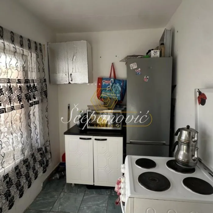 Kuća Prodaja Mali Iđoš  134 m2