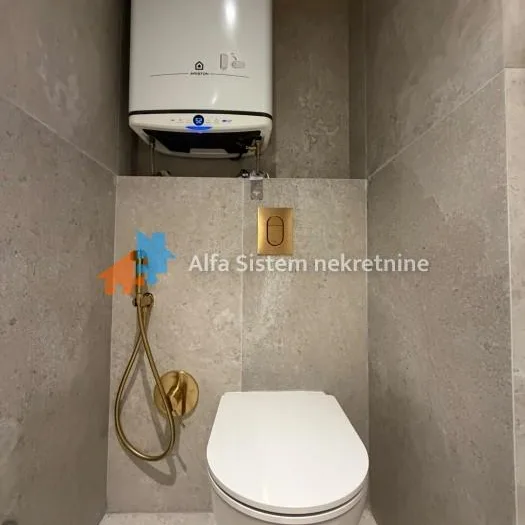 Stan Izdavanje Beograd Blok 65 135 m2