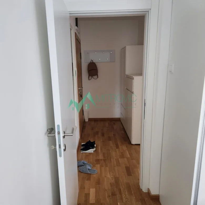 Stan Izdavanje Novi Sad  41 m2