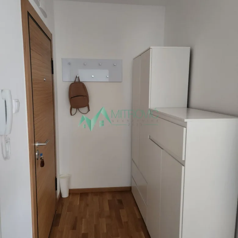 Stan Izdavanje Novi Sad  41 m2
