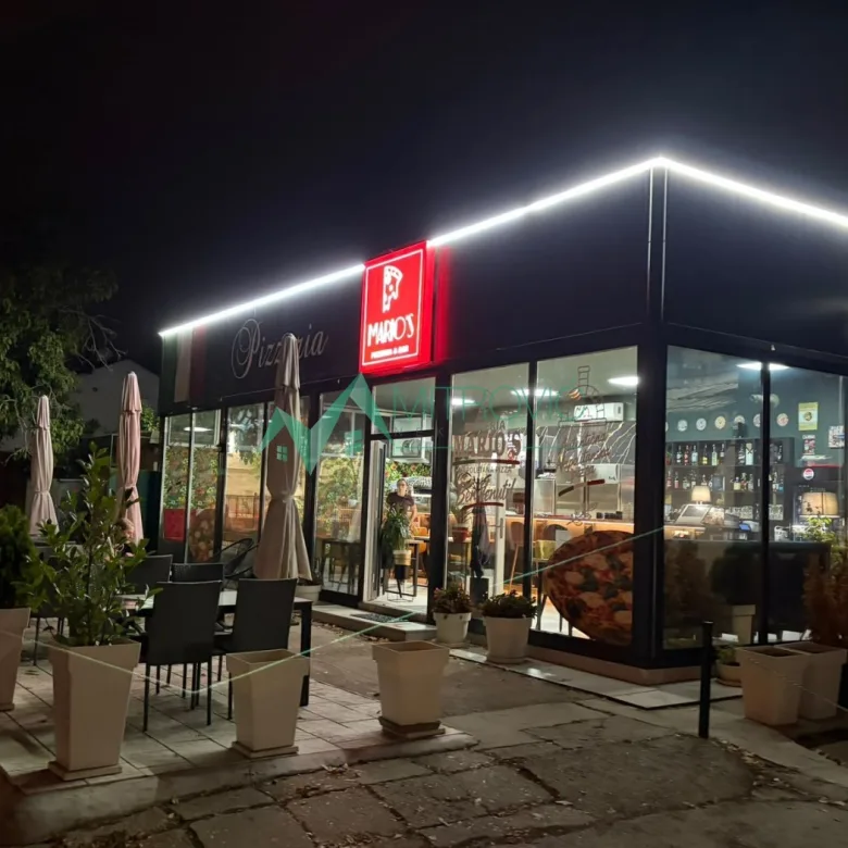Lokal Izdavanje Novi Sad  90 m2