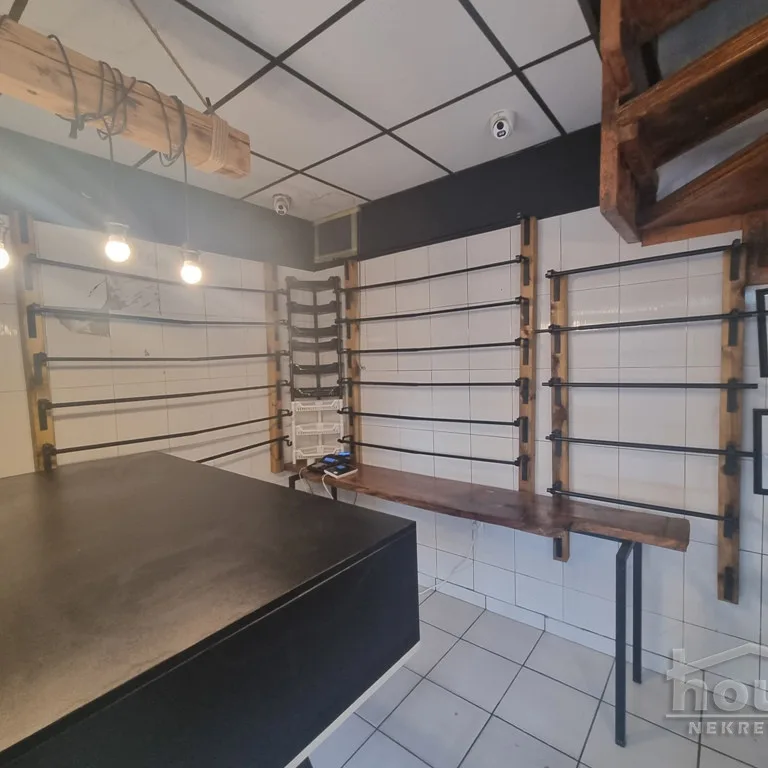 Lokal Izdavanje Novi Sad  30 m2