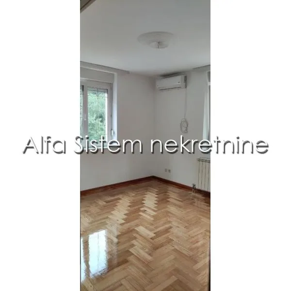 Stan Izdavanje Beograd  147 m2