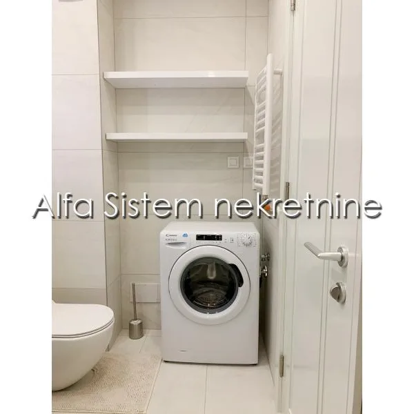Dvosoban stan za izdavanje, Retenzija, Beograd, 45m², 5. sprat, 700 €/mes