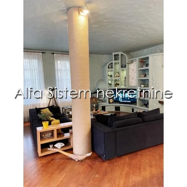 Kuća Izdavanje Beograd Banjica 360 m2