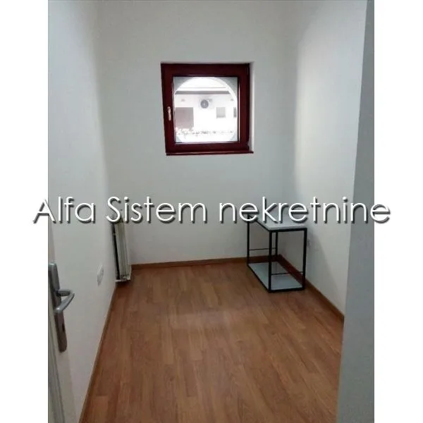 Lokal Izdavanje Beograd Zeleni Venac 66 m2