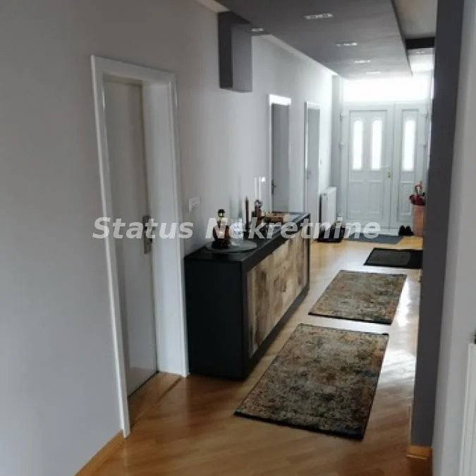Lokal na prodaju, Ruma, 330m², 330.500 €