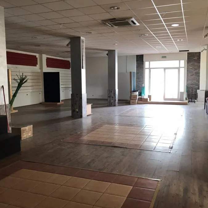 Lokal Izdavanje Beograd Konjarnik (voždovački Deo) 750 m2