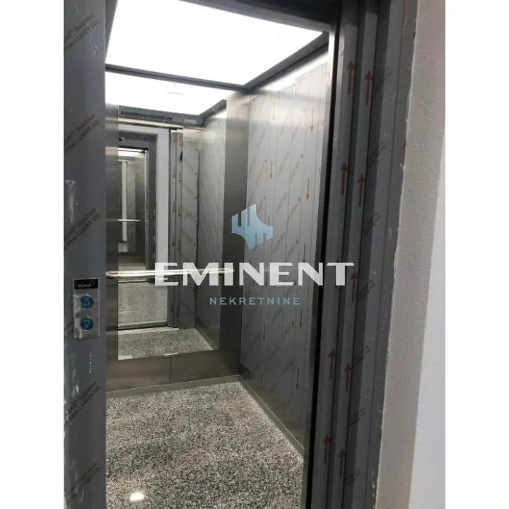 Trosoban stan za izdavanje, Banovo Brdo, Beograd, 60m², 1.000 €/mes