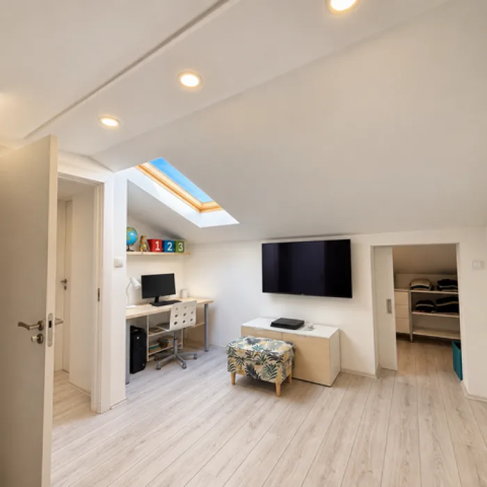 Trosoban stan na prodaju, Bulbulder, Beograd, 79m², 285.000 €