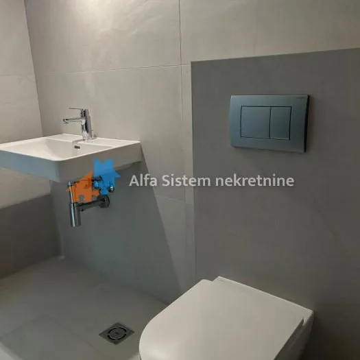 Trosoban stan za izdavanje, Blok 65, Beograd, 77m², 1.200 €/mes