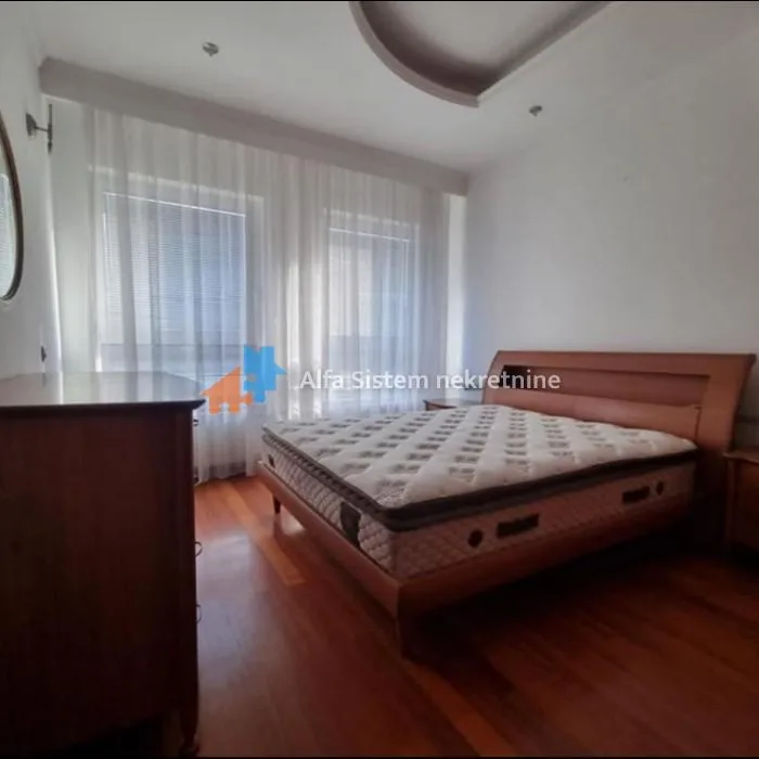 Stan Izdavanje Beograd Dorćol 120 m2