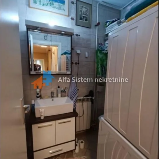 Četvorosoban stan za izdavanje, Denkova Bašta, Beograd, 100m², 1.000 €/mes