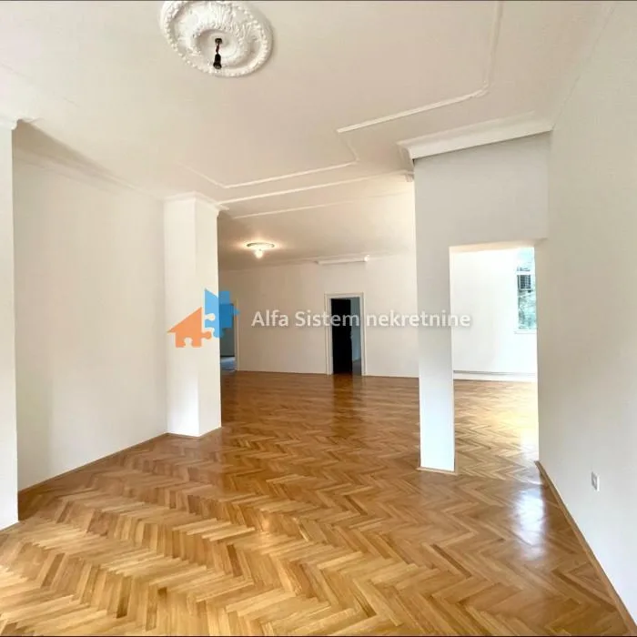 Kuća Izdavanje Beograd Dedinje 600 m2