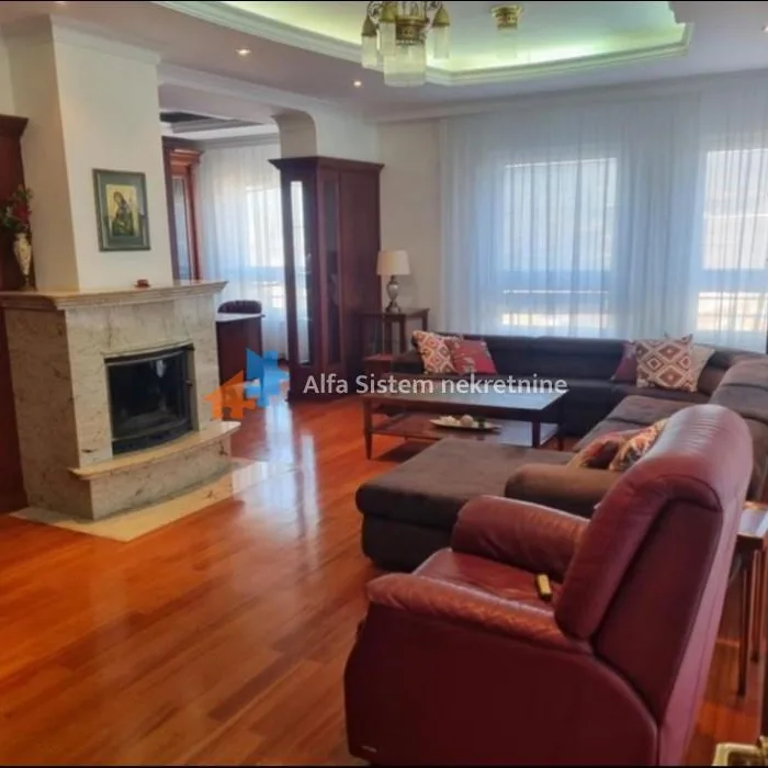 Stan Izdavanje Beograd Dorćol 120 m2