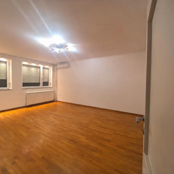 Stan Izdavanje Beograd Šumice 77 m2