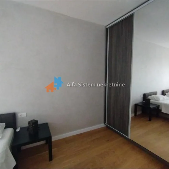 Trosoban stan za izdavanje, Trošarina, Beograd, 88m², 1.300 €/mes