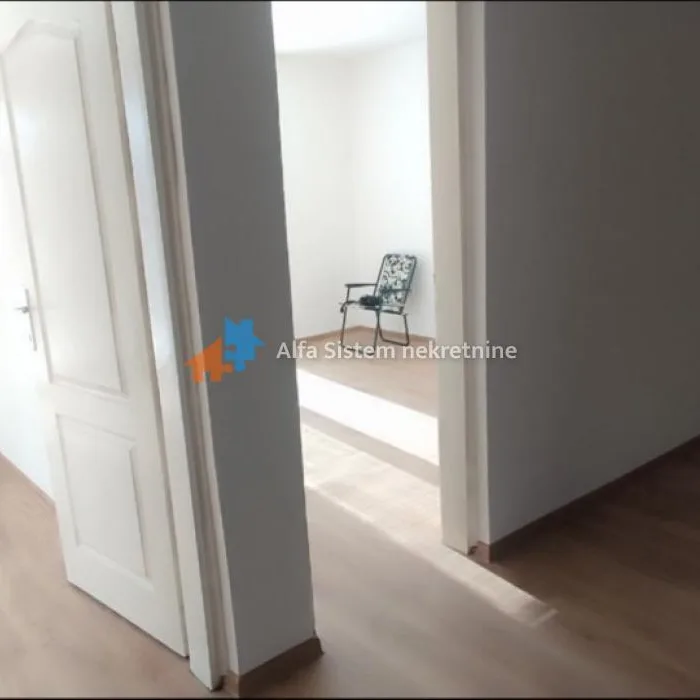Lokal Izdavanje Beograd Mirijevo 120 m2