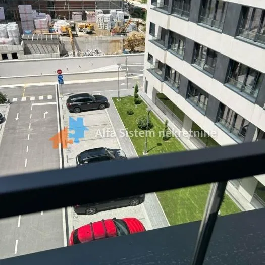Trosoban stan za izdavanje, Blok 65, Beograd, 77m², 1.200 €/mes