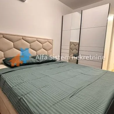 Dvosoban stan za izdavanje, Kumodraška, Beograd, 45m², 900 €/mes