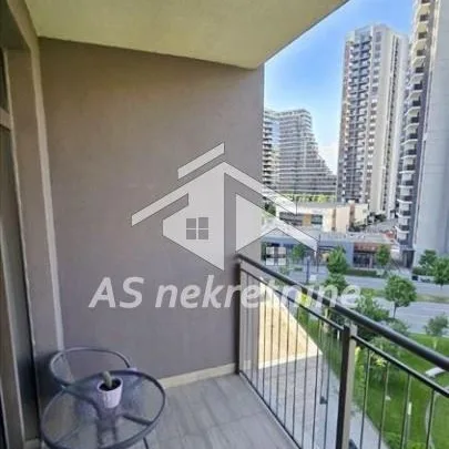 Dvosoban stan za izdavanje, Beograd na Vodi, Beograd, 56m², 5. sprat, 1.300 €/mes