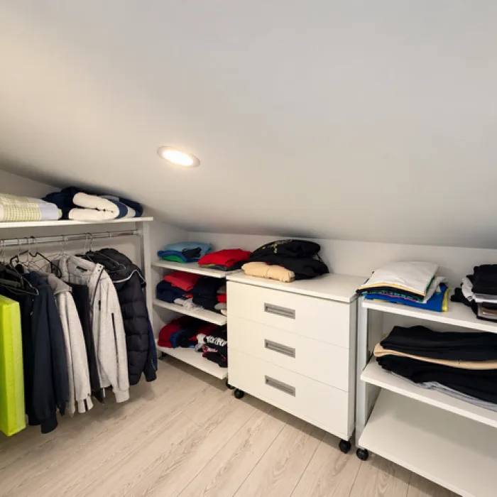 Trosoban stan na prodaju, Bulbulder, Beograd, 79m², 285.000 €