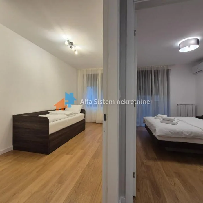 Trosoban stan za izdavanje, Trošarina, Beograd, 95m², 1.300 €/mes