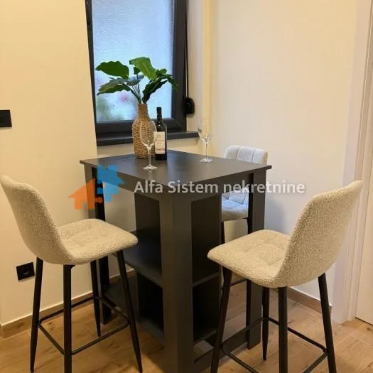Stan Izdavanje Beograd Dorćol 60 m2