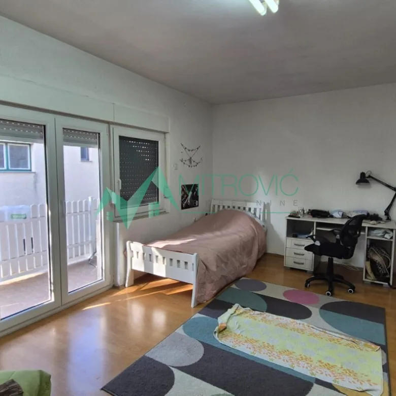 Kuća na prodaju, Bački Petrovac, 153m², 133.000 €