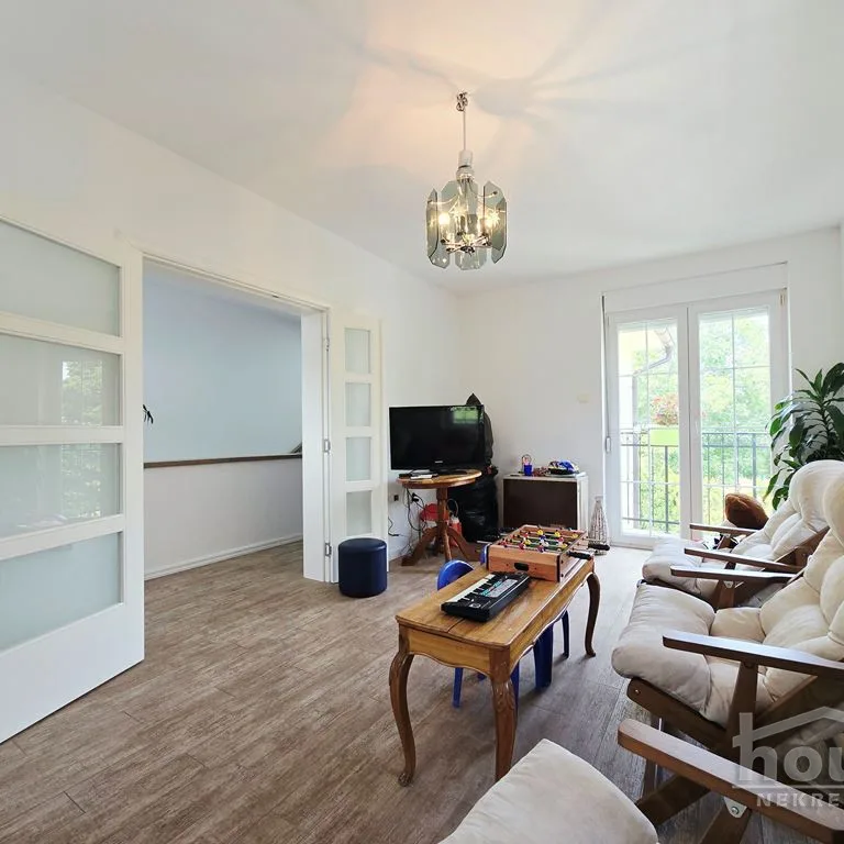 Kuća na prodaju, Čardak, Novi Sad, 244m², 1. sprat, 490.000 €