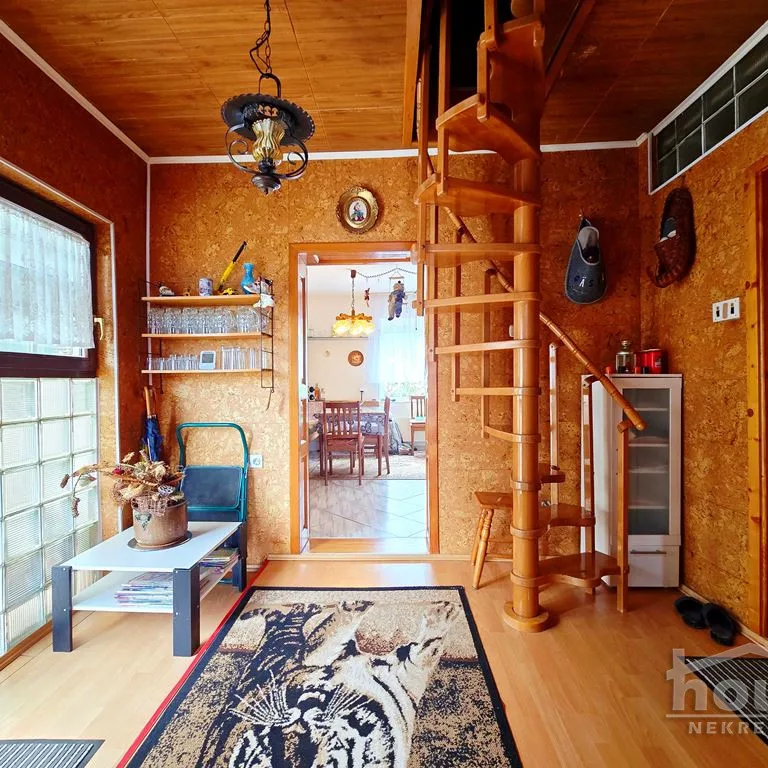 Kuća na prodaju, Rumenka, Novi Sad, 139m², 1. sprat, 135.200 €