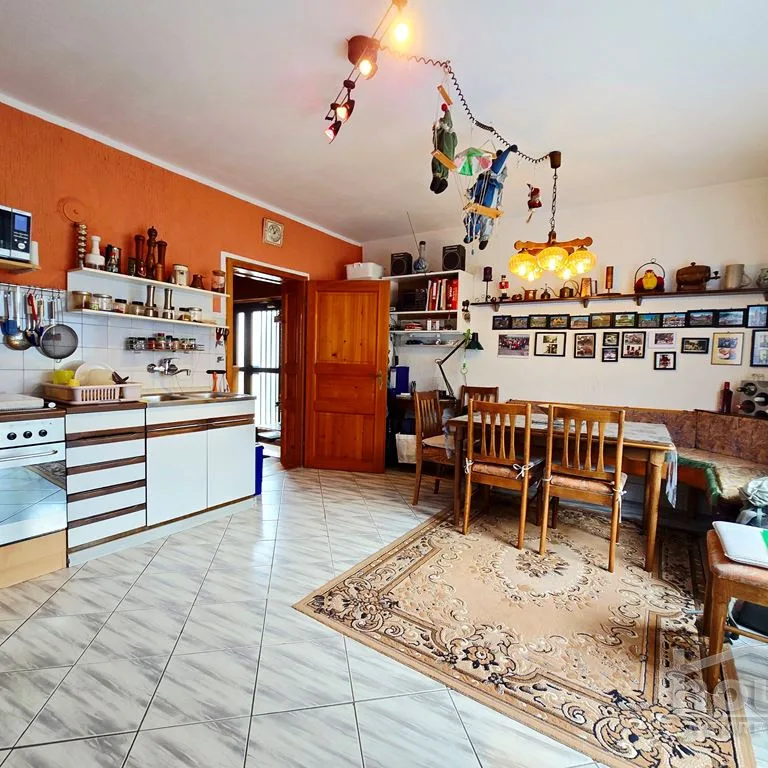 Kuća na prodaju, Rumenka, Novi Sad, 139m², 1. sprat, 135.200 €