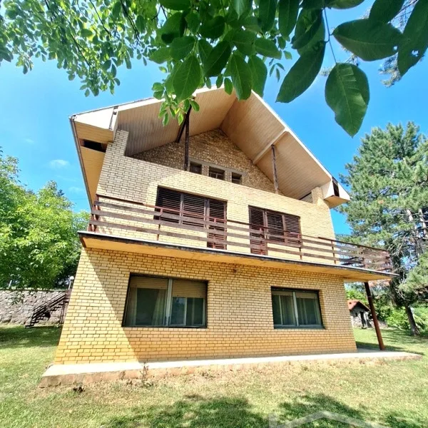 Kuća na prodaju, Vrdnik, Irig, 178m², 1. sprat, 250.000 €