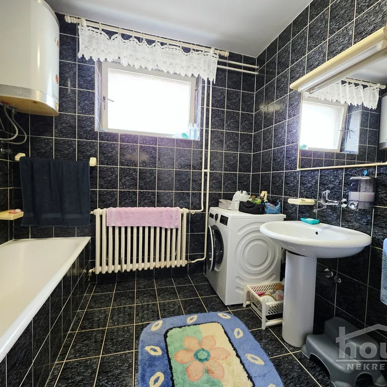 Kuća na prodaju, Temerin, 158m², 241.500 €