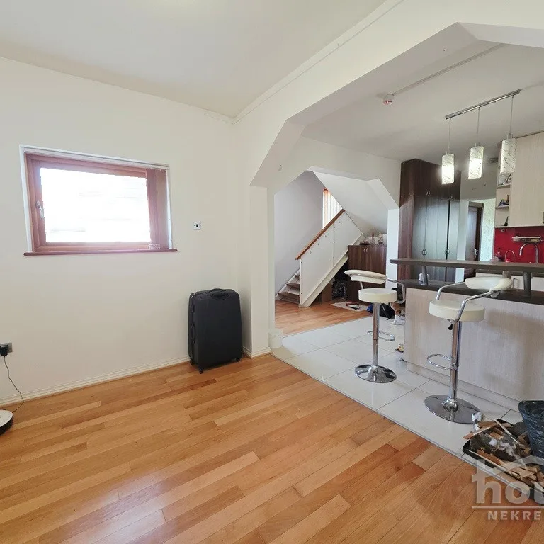 Lokal Prodaja Beočin  2040 m2
