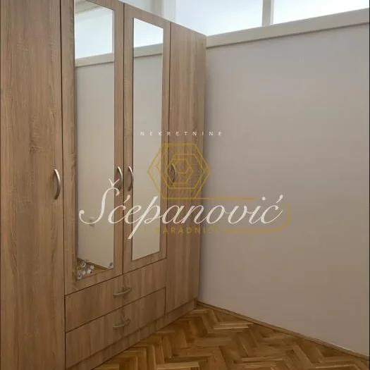 Stan Izdavanje Novi Sad  59 m2