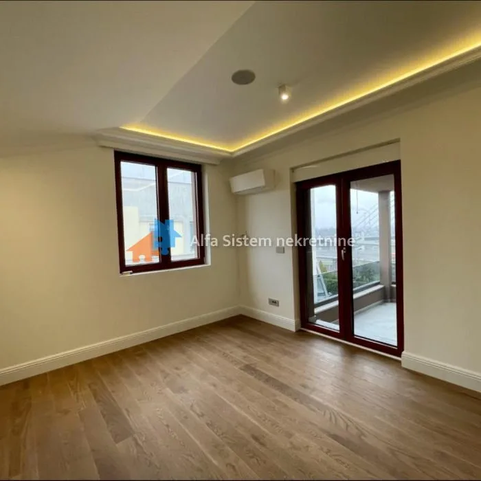 Stan Izdavanje Beograd Senjak 174 m2