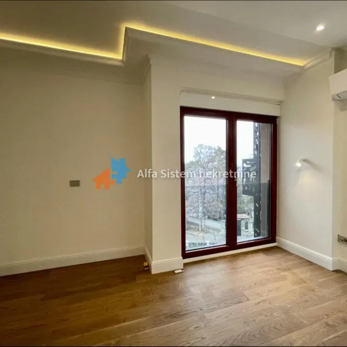 Stan Izdavanje Beograd Senjak 174 m2