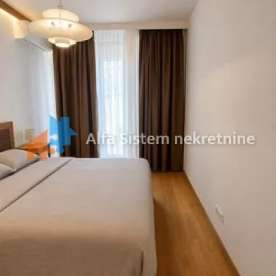 Stan Izdavanje Beograd Blok 65 81 m2